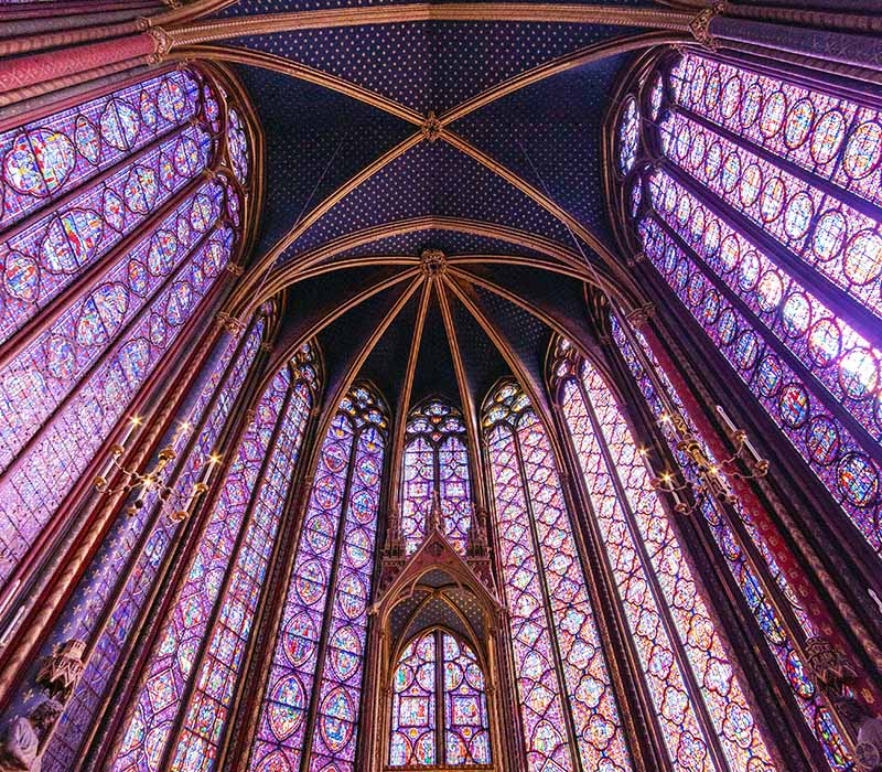 Sainte-Chapelle Paris et se vitraux uniques