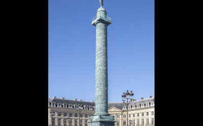 Colonne Vendôme et belles façades Place Vendome