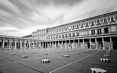 Colonnes de Buren au Palais-Royal, Paris